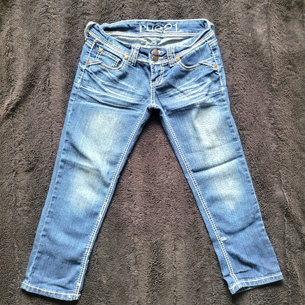 Rue21 Capri - Picture 1 of 3